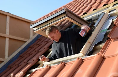Pose de fenêtres de toit Velux au Renouard